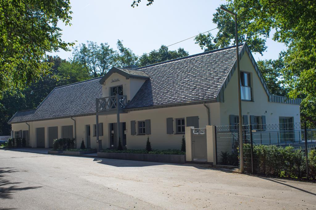 Hotel Haus Broichtal Alsdorf Buitenkant foto